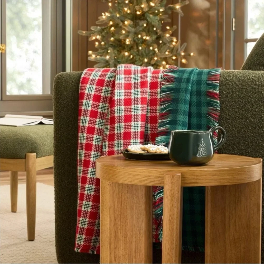 Hearth & Hand with Magnolia 50x60 Vintage Plaid Reversible Brushed Woven Throw